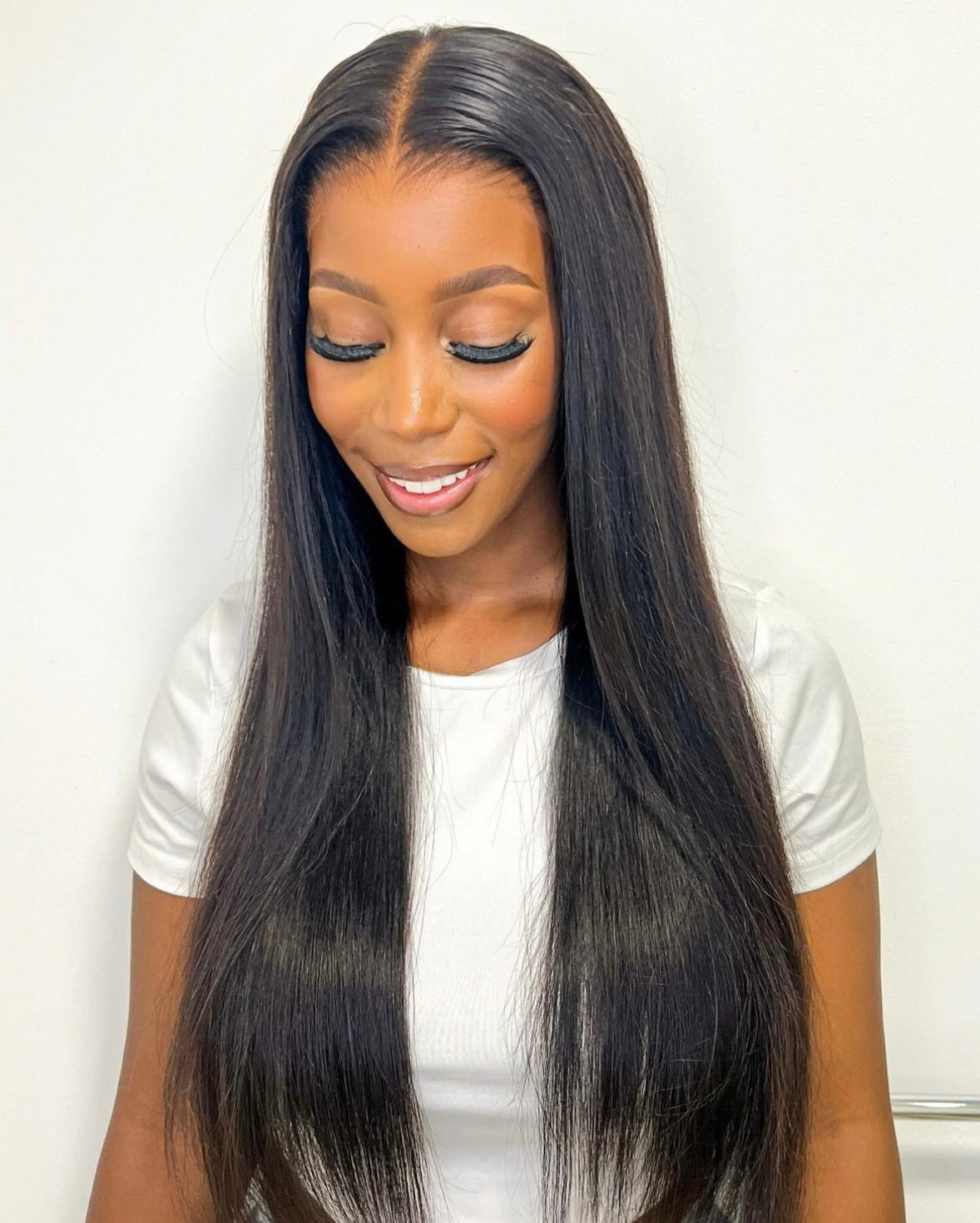 U Part 18 INCH HUMAN HAIR STRAIGHT WIG. Xoticsista Luxury Wigs